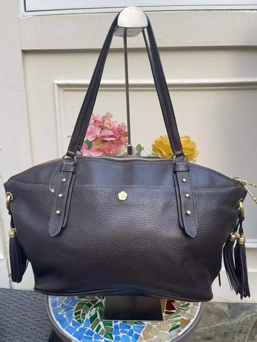 ERIC JAVITS PEBBLE BROWN LEATHER TASSEL TOTE BAG (PU300